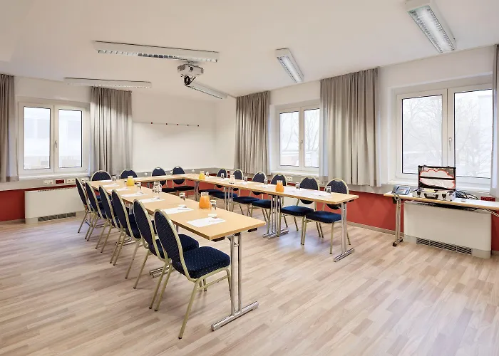Готель Spark By Hilton Messe Prater 4*